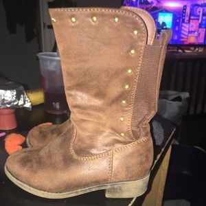 Toddler boots size 9